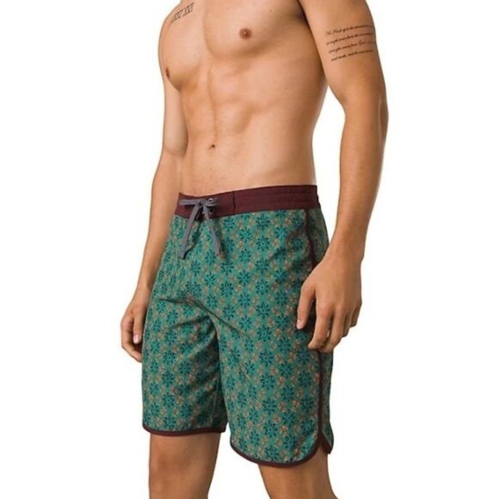 PRANA Men's Boardshort 31 Green Cove Geo Floral 8" Inseam Swim Surf Beach Summer